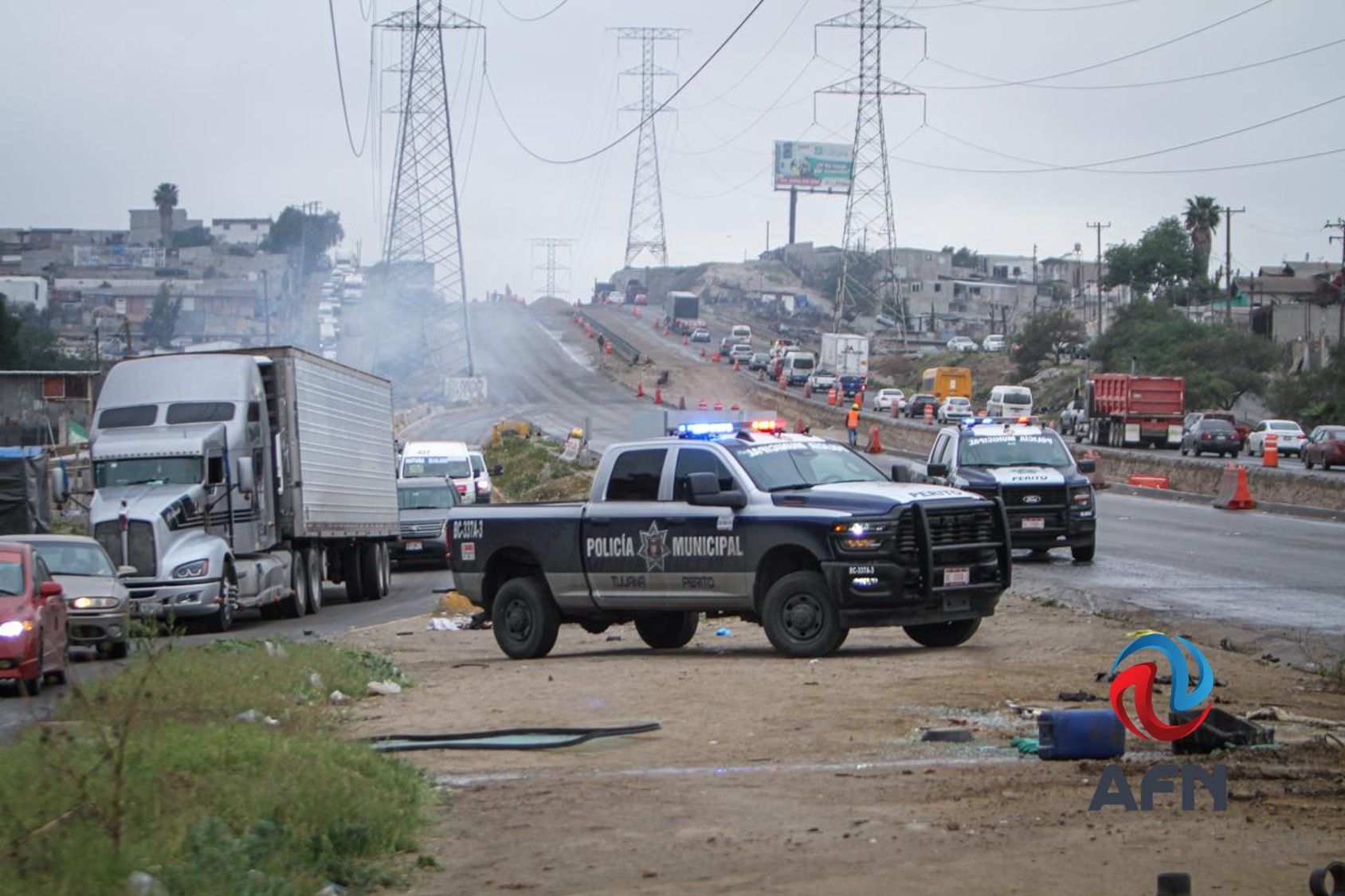 Volcó una pipa sobre el Bulevar 2000; no hubo heridos