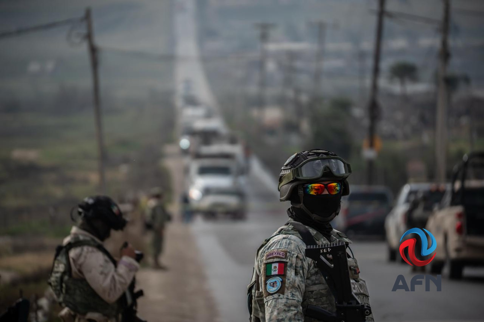 Hallan tres cadáveres dentro de un vehículo en Valle de las Palmas