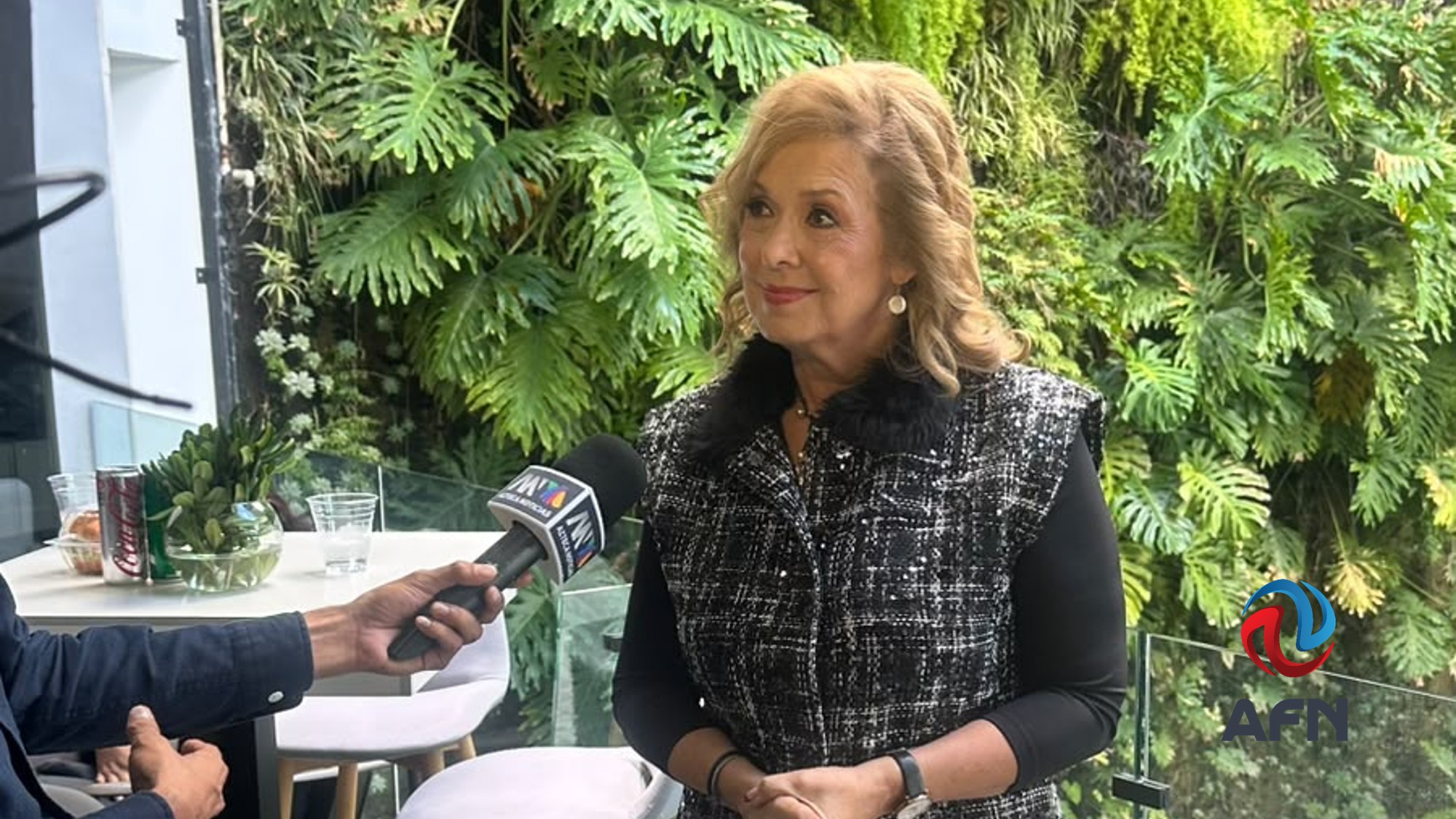 Grupo Salinas reconoció la labor de Maribel Moreno