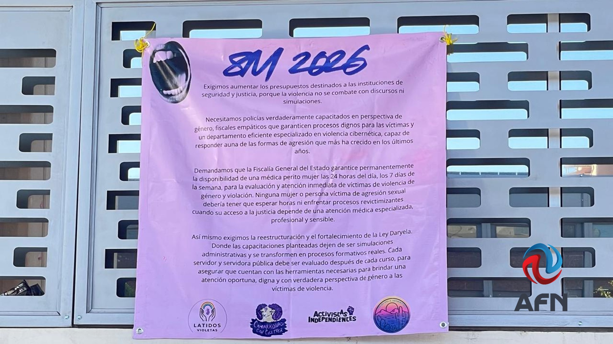 Marina y Bustamante convierten discurso de género en mercadotecnia, reclaman