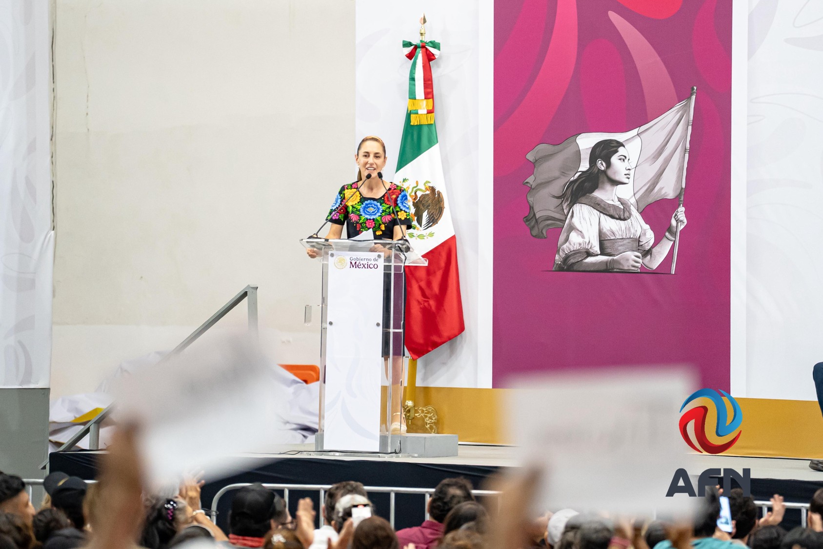 Pese a filtros hubo protestas en informe de Claudia Sheinbaum en Mexicali