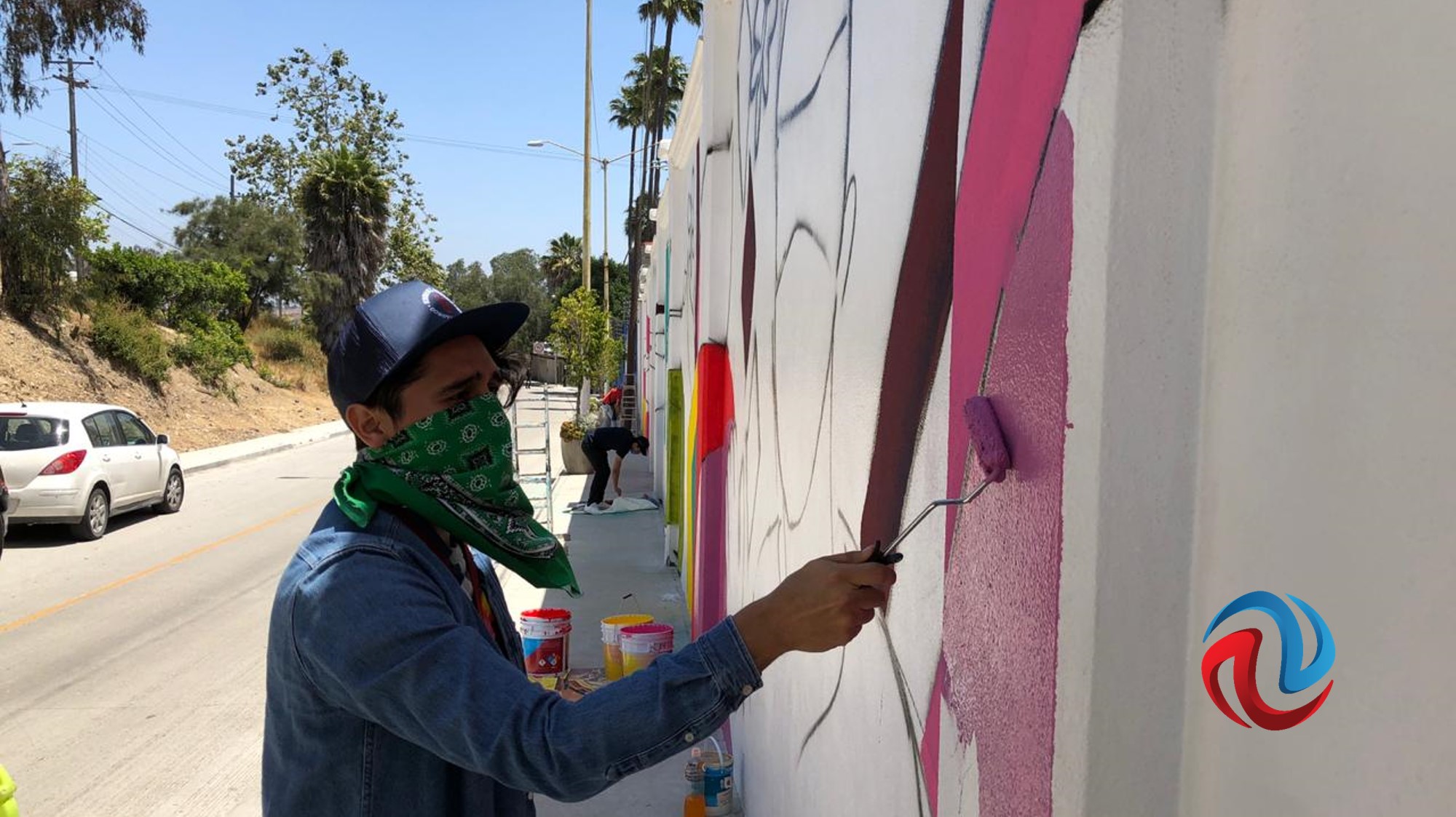 Realizan mural en homenaje a médicos de Tijuana