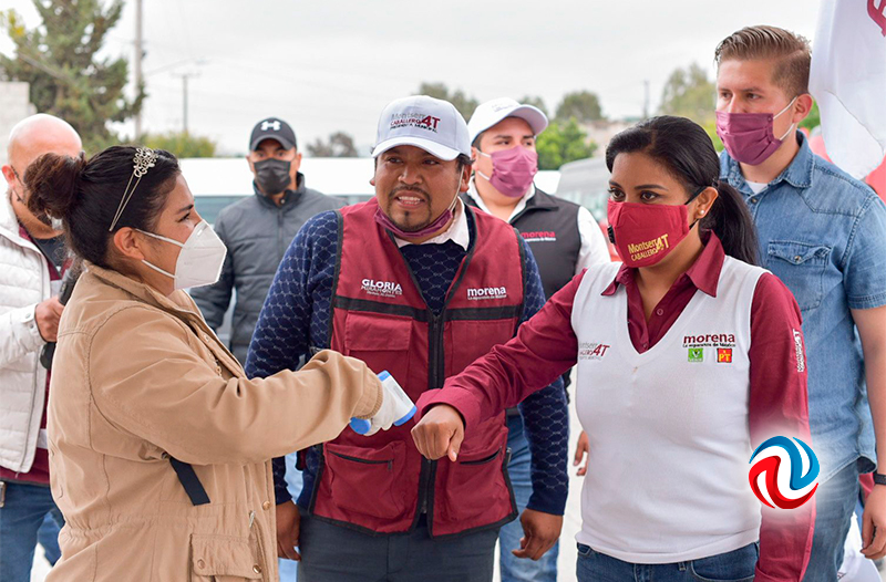 Se compromete Montserrat a regularizar predios en la 3 de Octubre