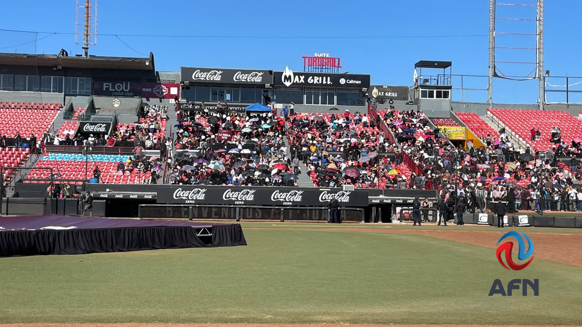 Toman protesta representantes de mil 091 comités vecinales