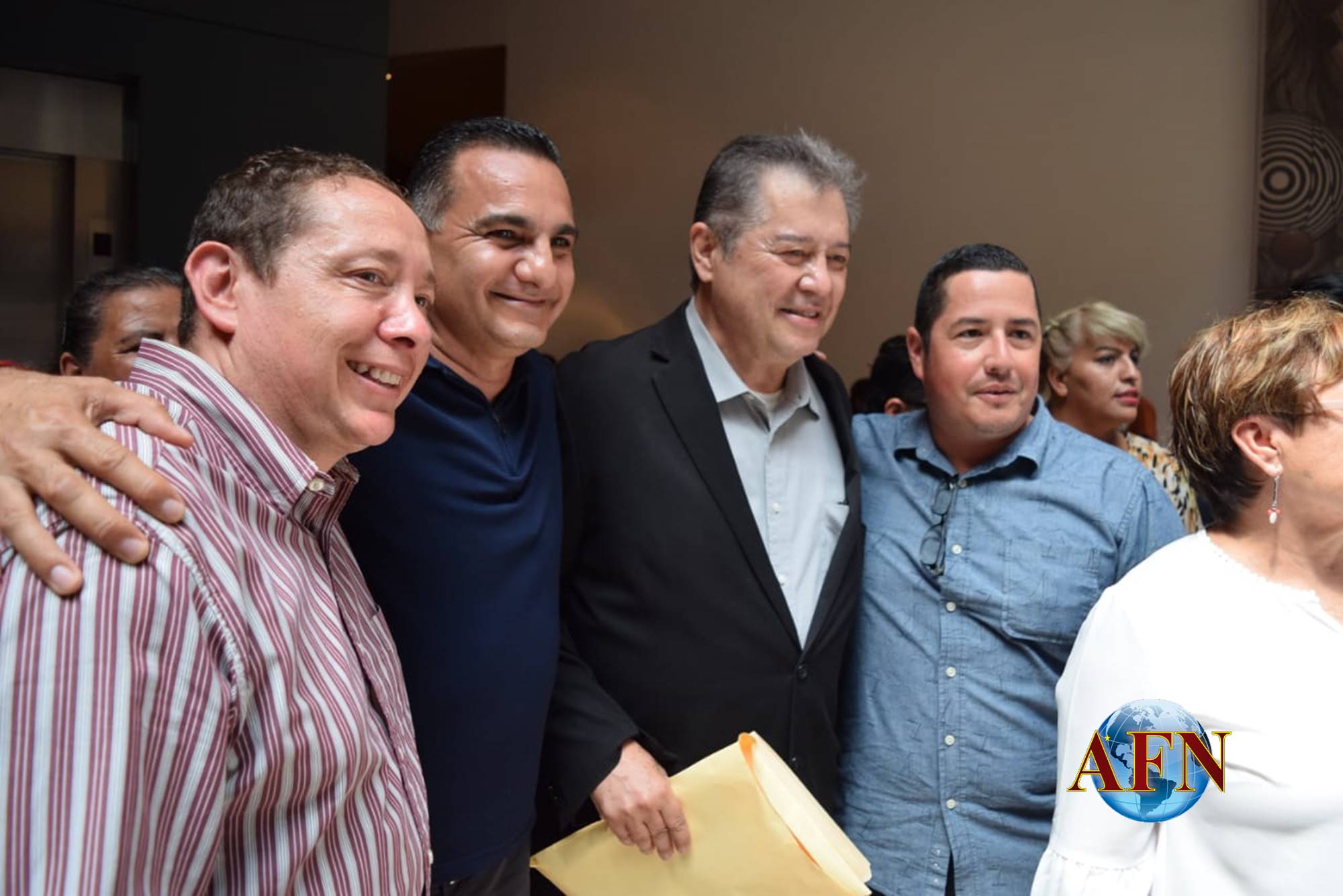 Se destapa Martínez Veloz por gubernatura