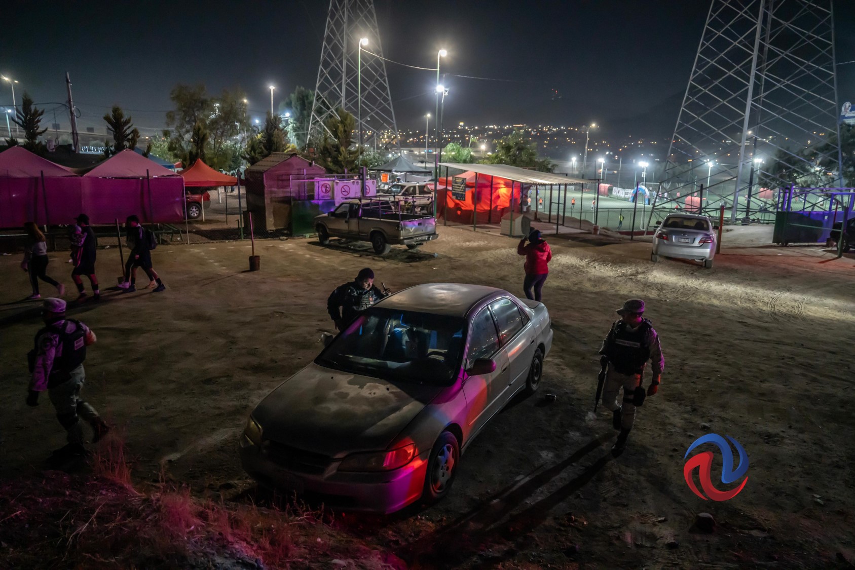 Asesinan a balazos a un hombre en estacionamiento de unas canchas de futbol