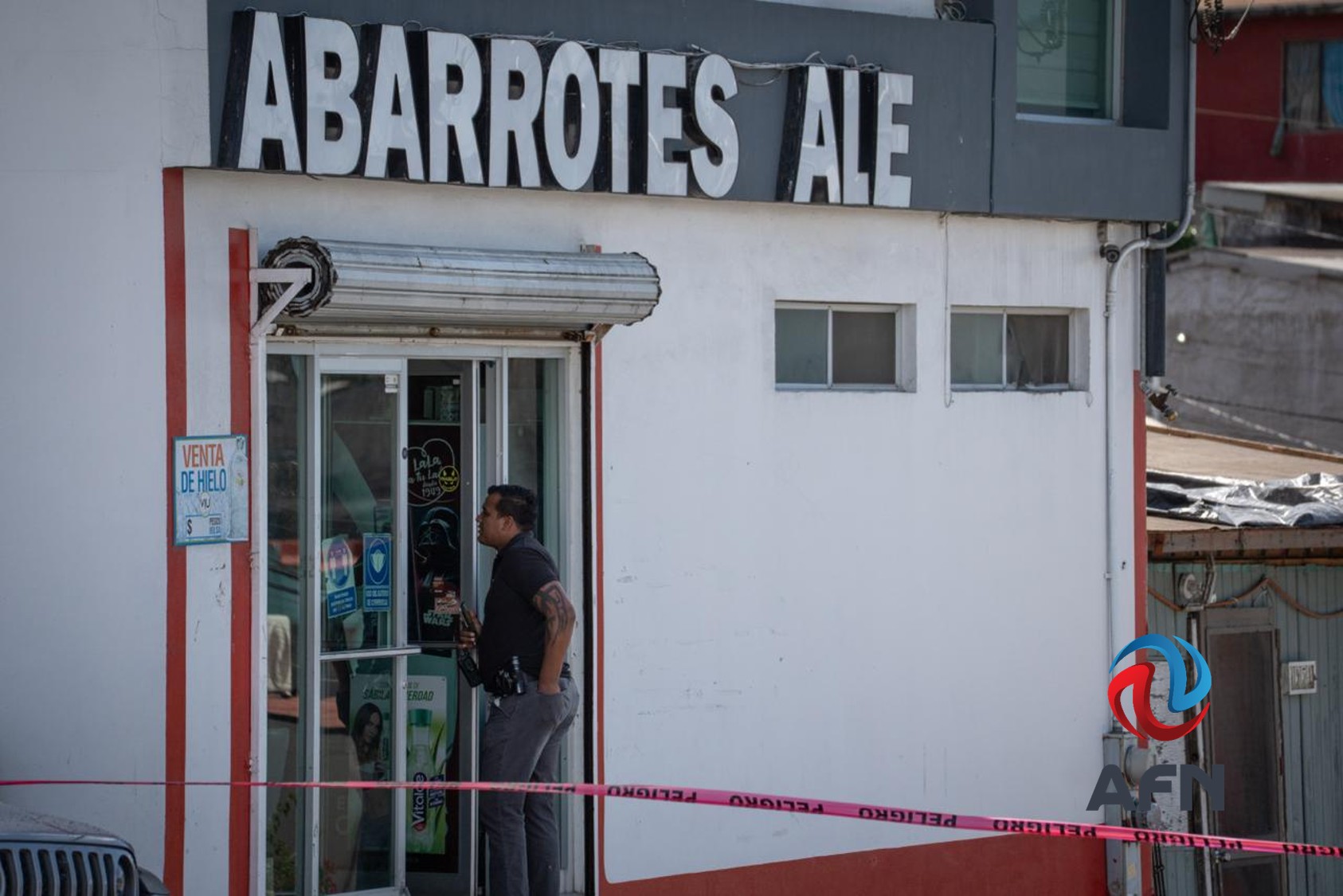 Asesinan a un hombre en abarrotes de la colonia Gran Tenochtitlán