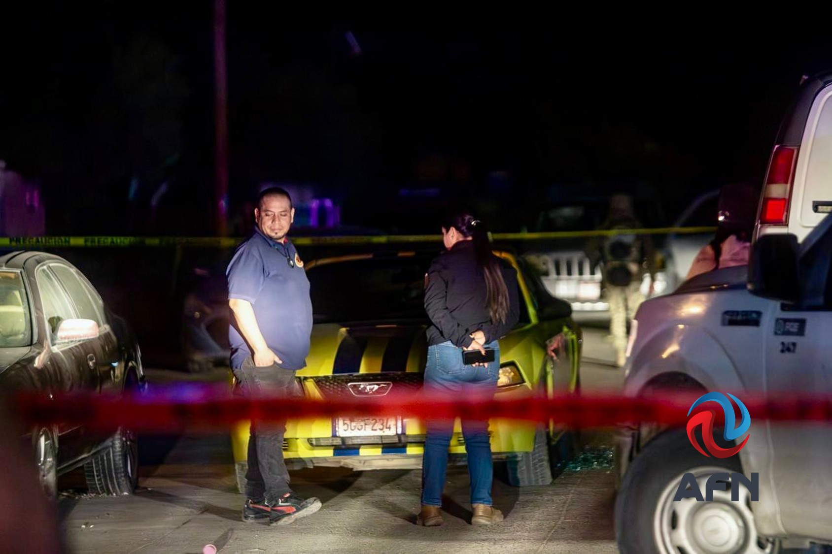 Asesinan a un hombre a tiros dentro de un Mustang en Natura