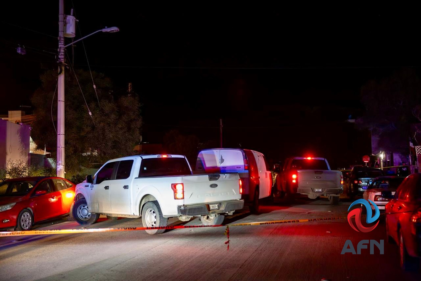 Asesinan a un hombre a tiros dentro de un Mustang en Natura
