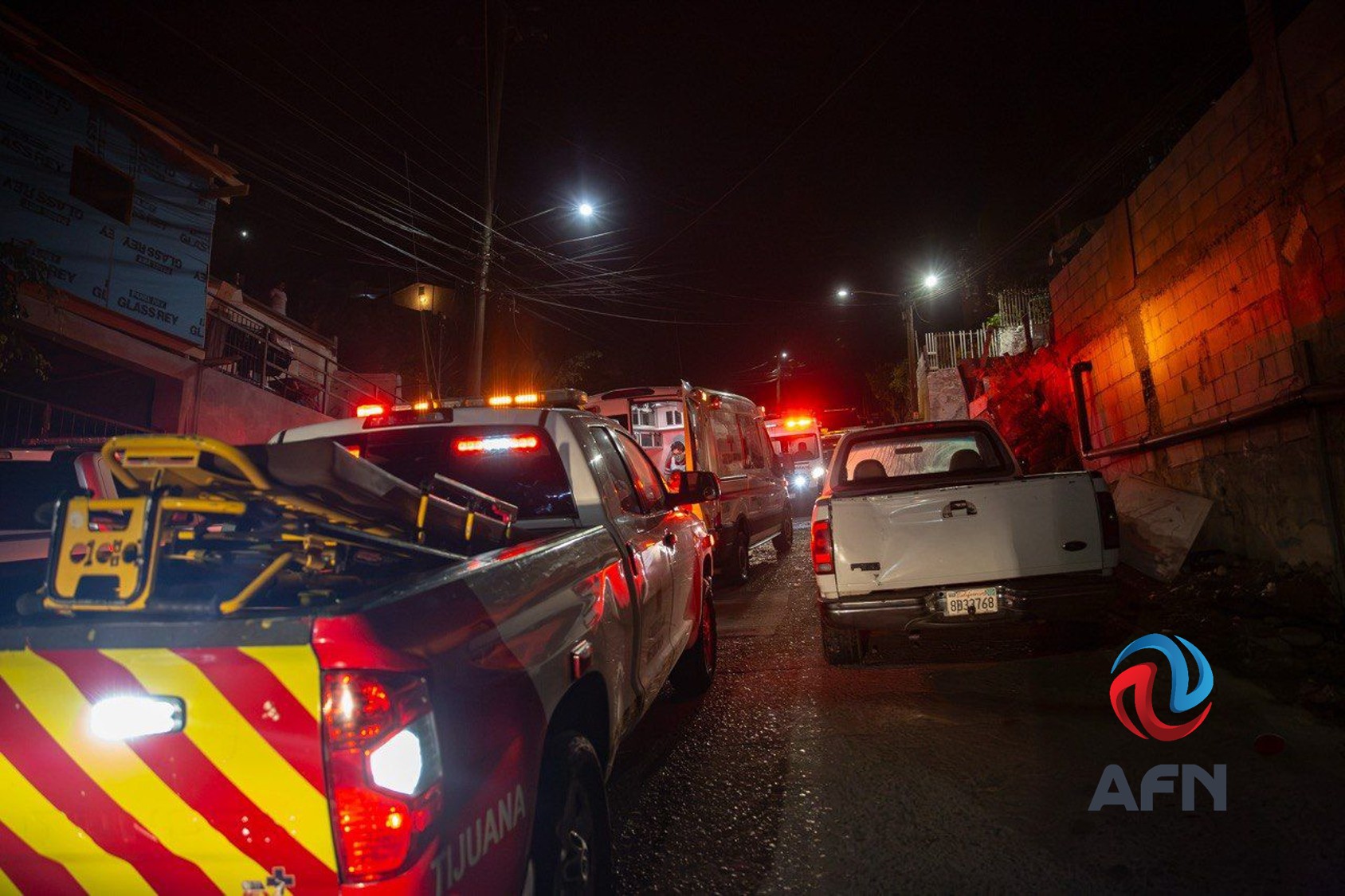 Asesinan a balazos a una mujer en la colonia Guadalajara; un niño resultó herido 