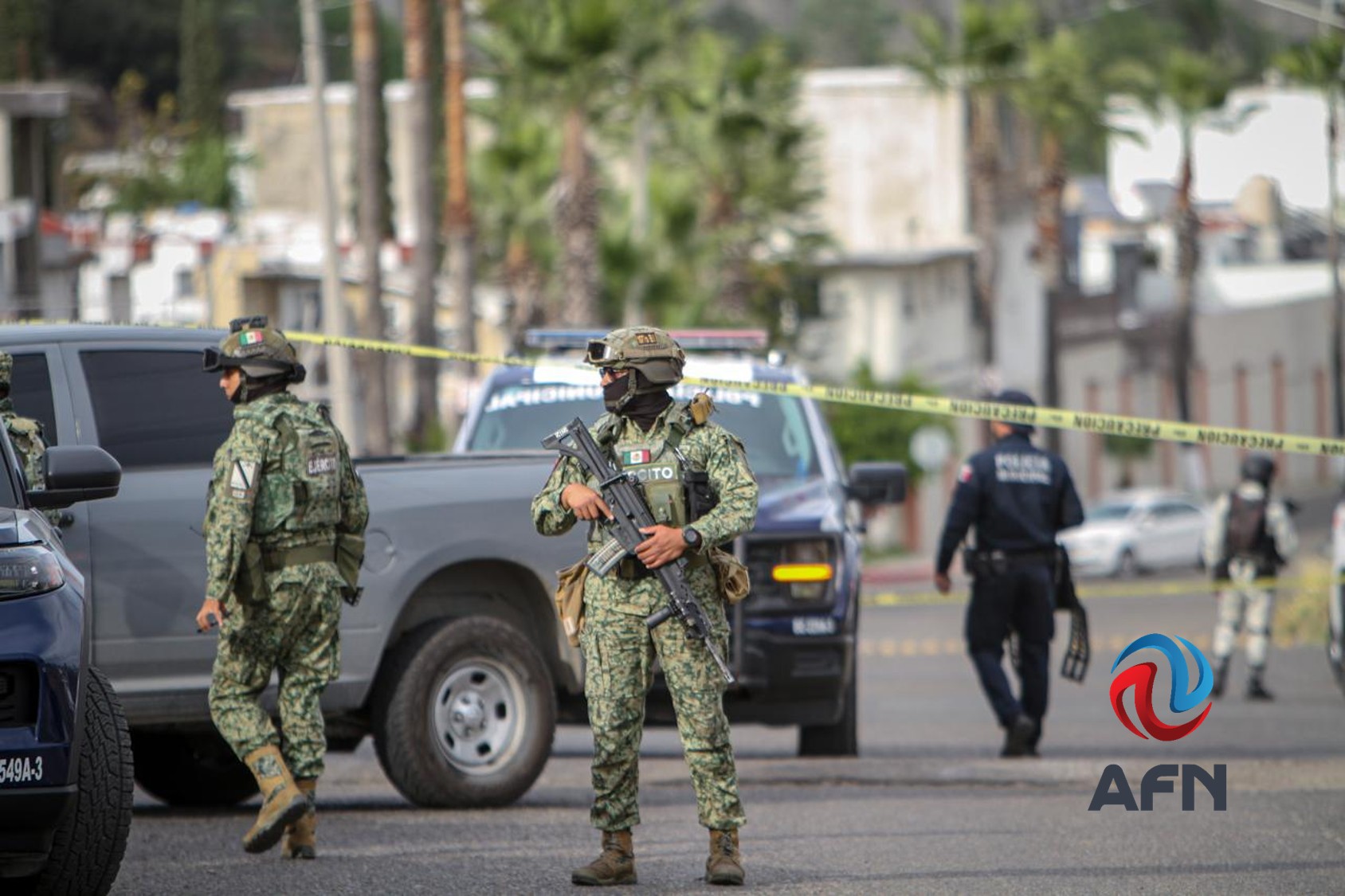 Asesinan a balazos a un hombre en una nevería cerca de comandancia policiaca 