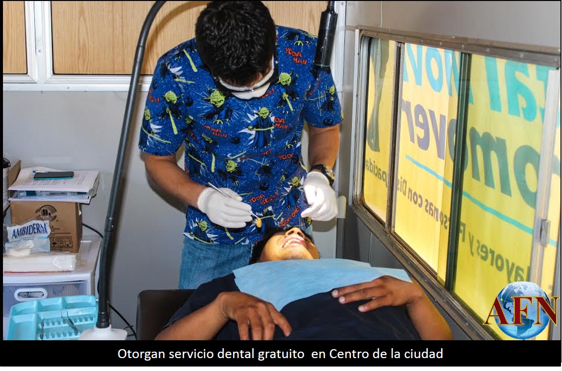 Dan servicio dental gratuito en Zona Centro