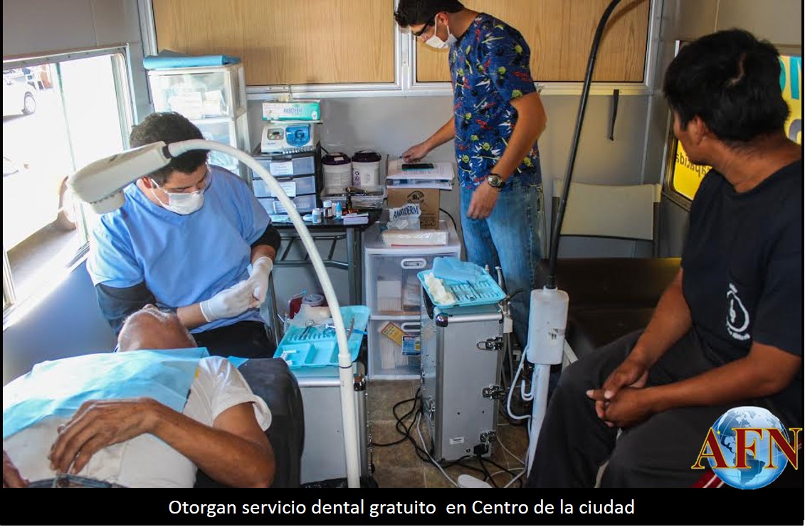 Dan servicio dental gratuito en Zona Centro