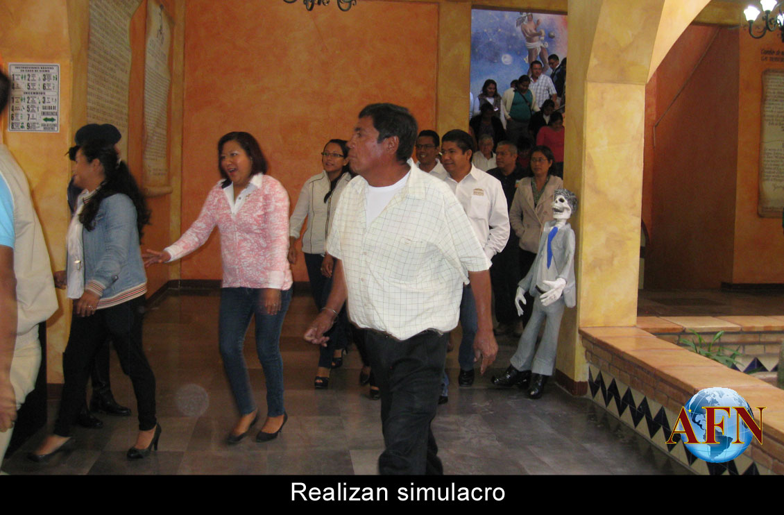 Realizan simulacro