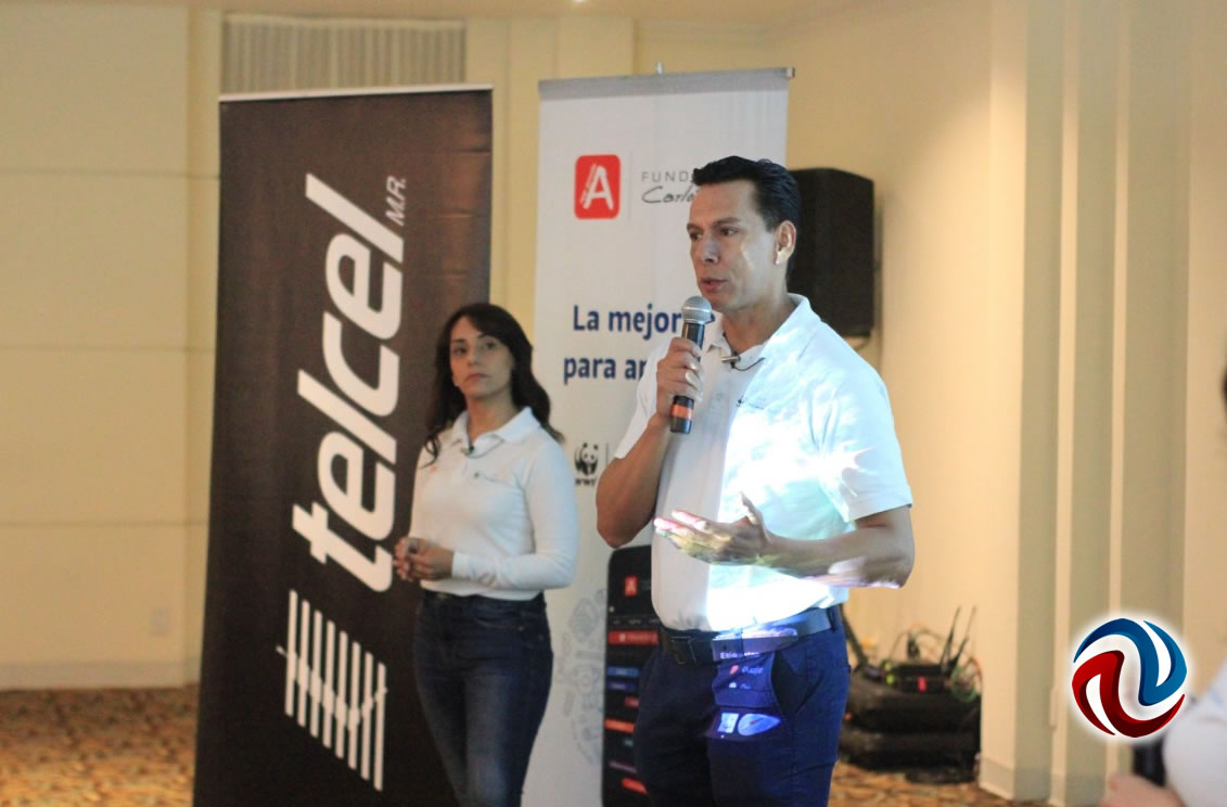 Lanza Telcel su aplicación educativa Aprende