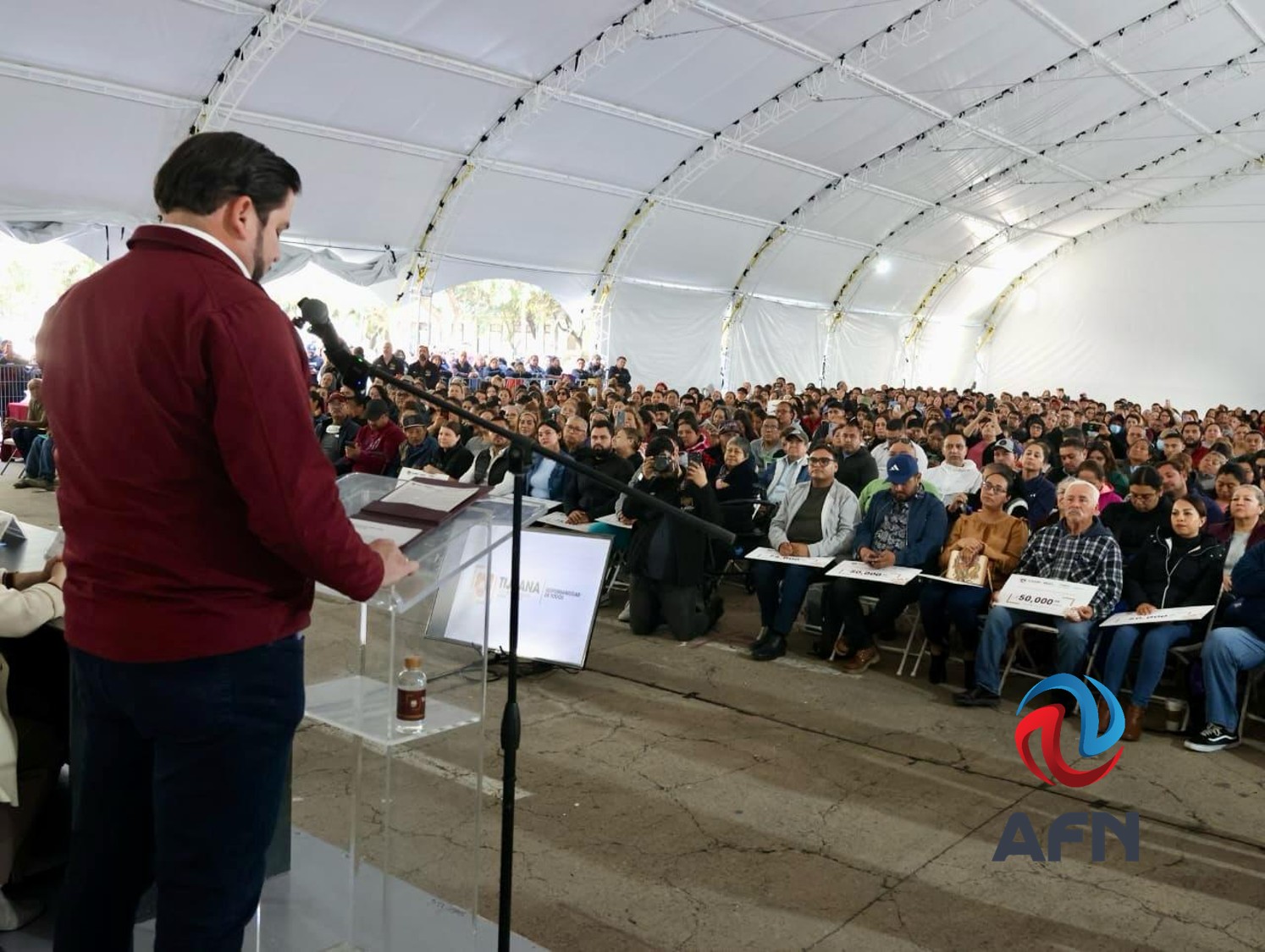 Entregó Burgueño más de 900 créditos del Fideicomiso Fondos Tijuana 