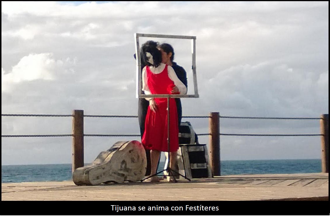 Titiriteros animan con Festíteres