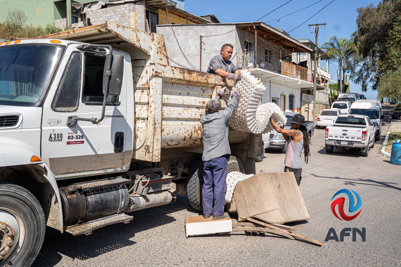 Recolectaron más de 37 toneladas de basura pesada en tres delegaciones