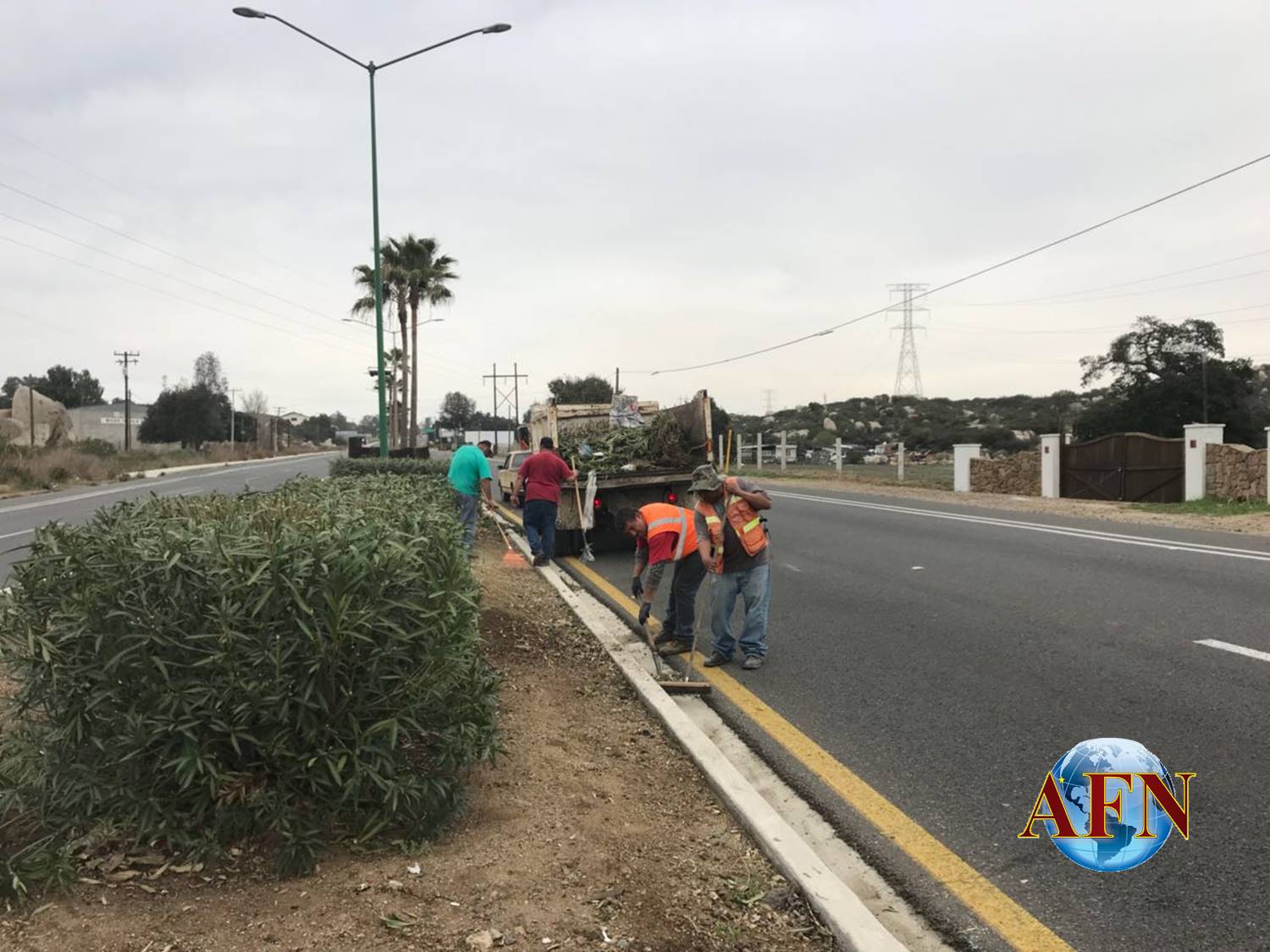 Trabajan cuadrillas de obras públicas