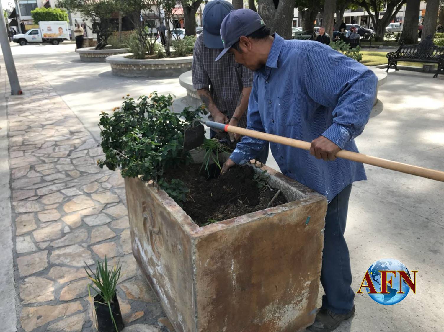 Trabajan cuadrillas de obras públicas
