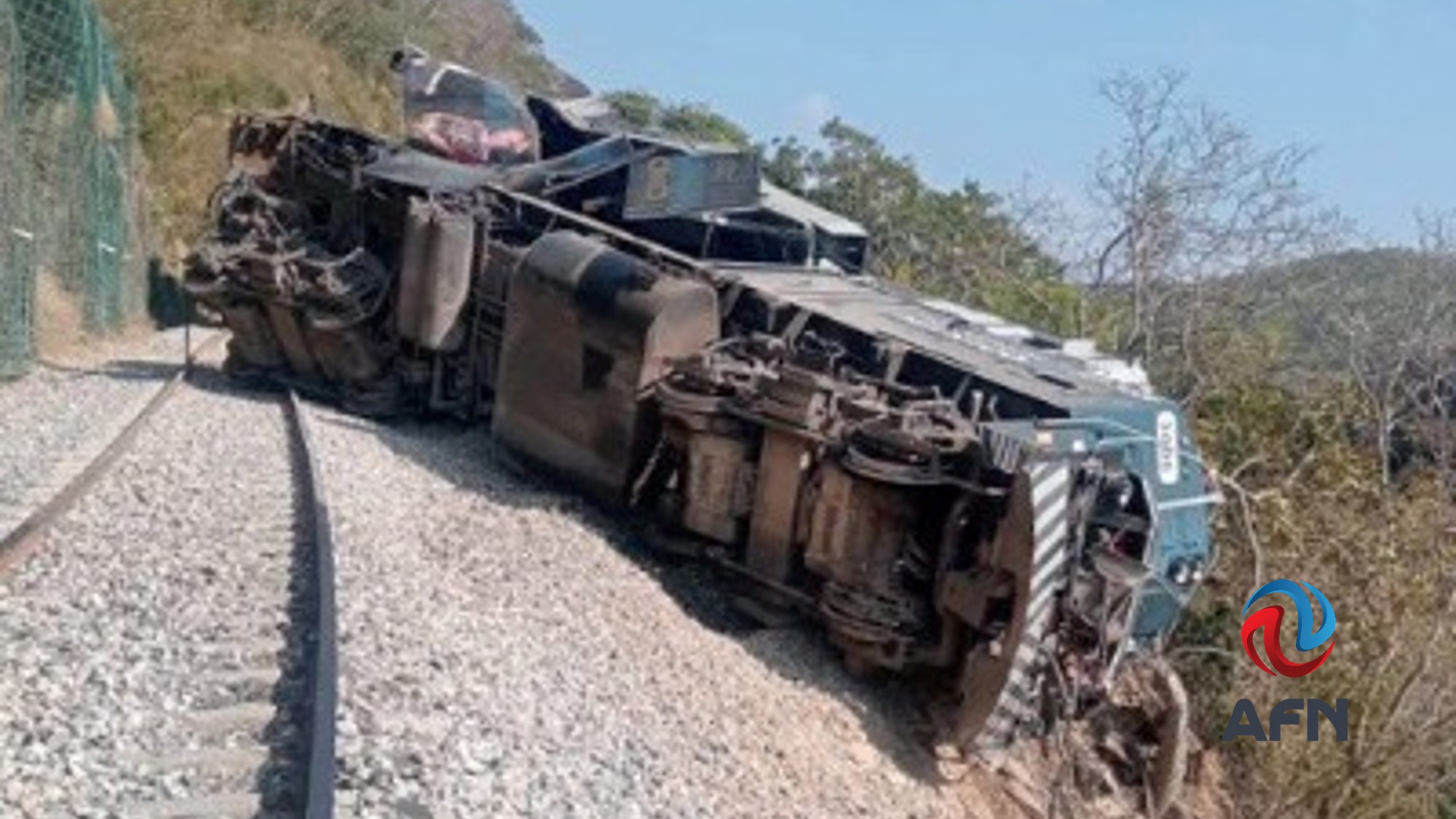 Descarrila Tren Interoceánico en Oaxaca; hay al menos 20 heridos