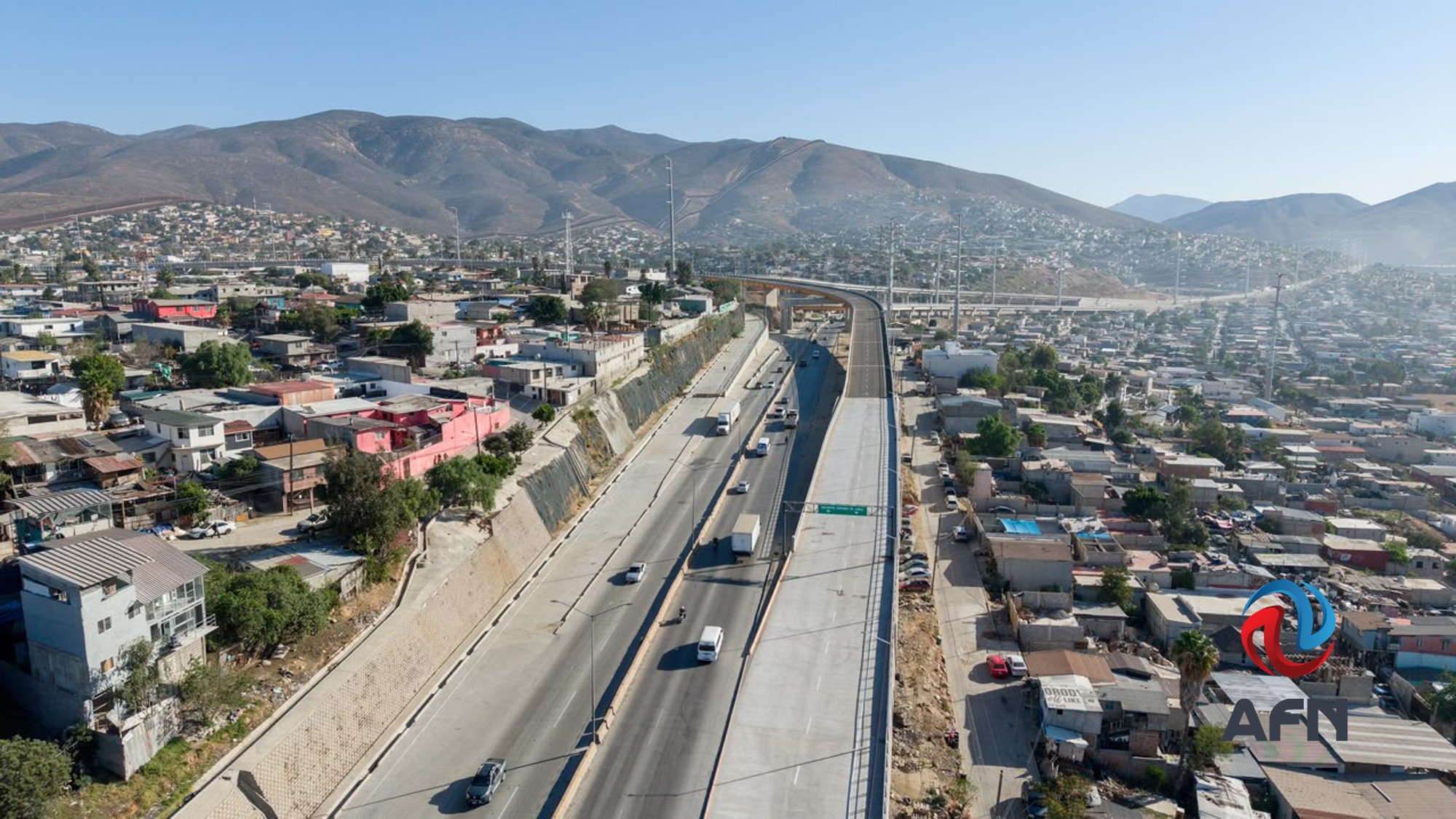 Abrió la primera fase de Otay II para camiones vacíos