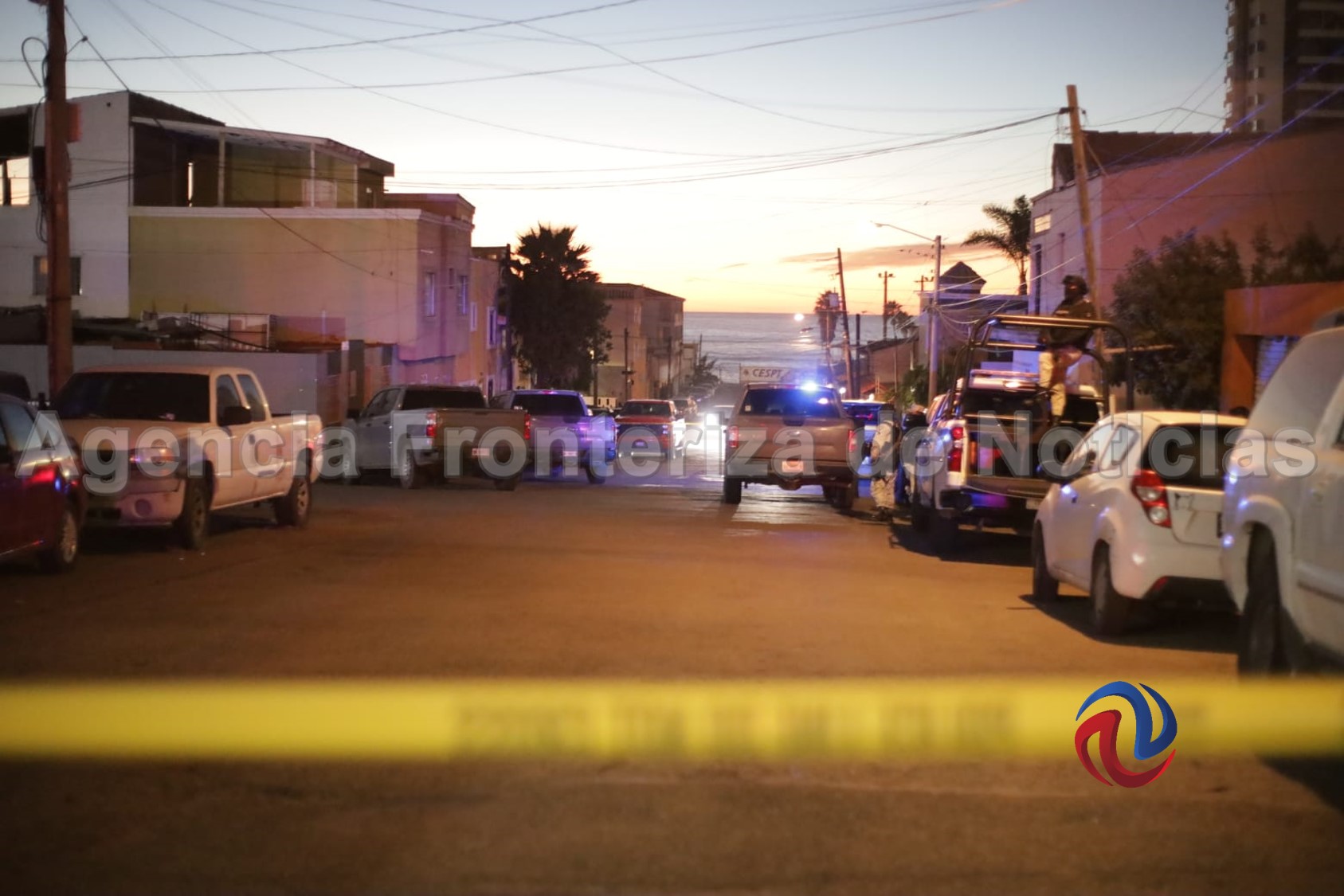 Resguardan elementos policiacos vivienda en Playas de Tijuana