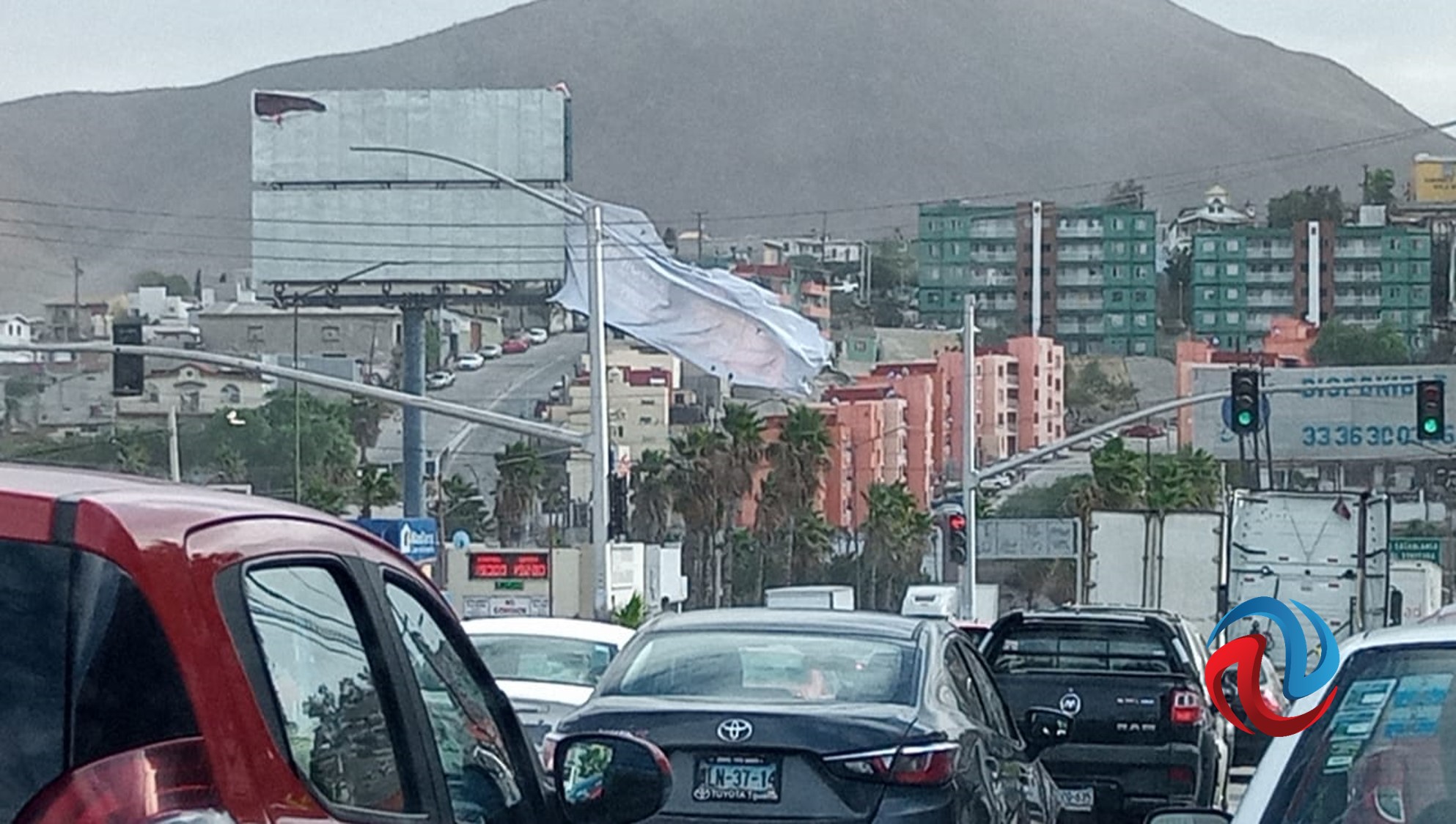 Fuertes vientos causan apagones en Tijuana