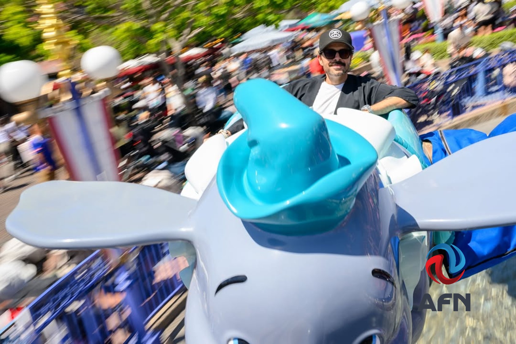 Fátima y José María Torre visitaron Disneyland Resort