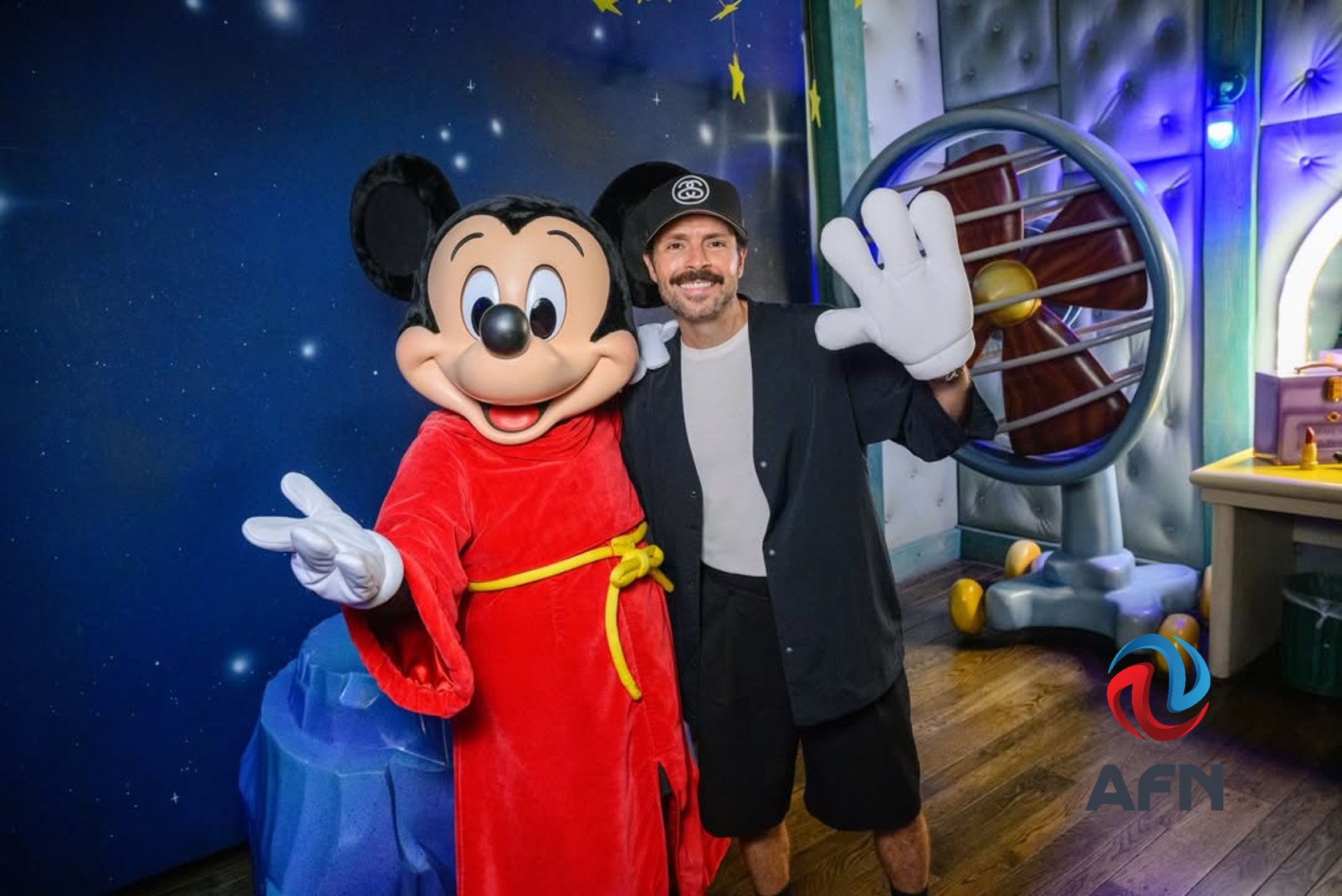 Fátima y José María Torre visitaron Disneyland Resort
