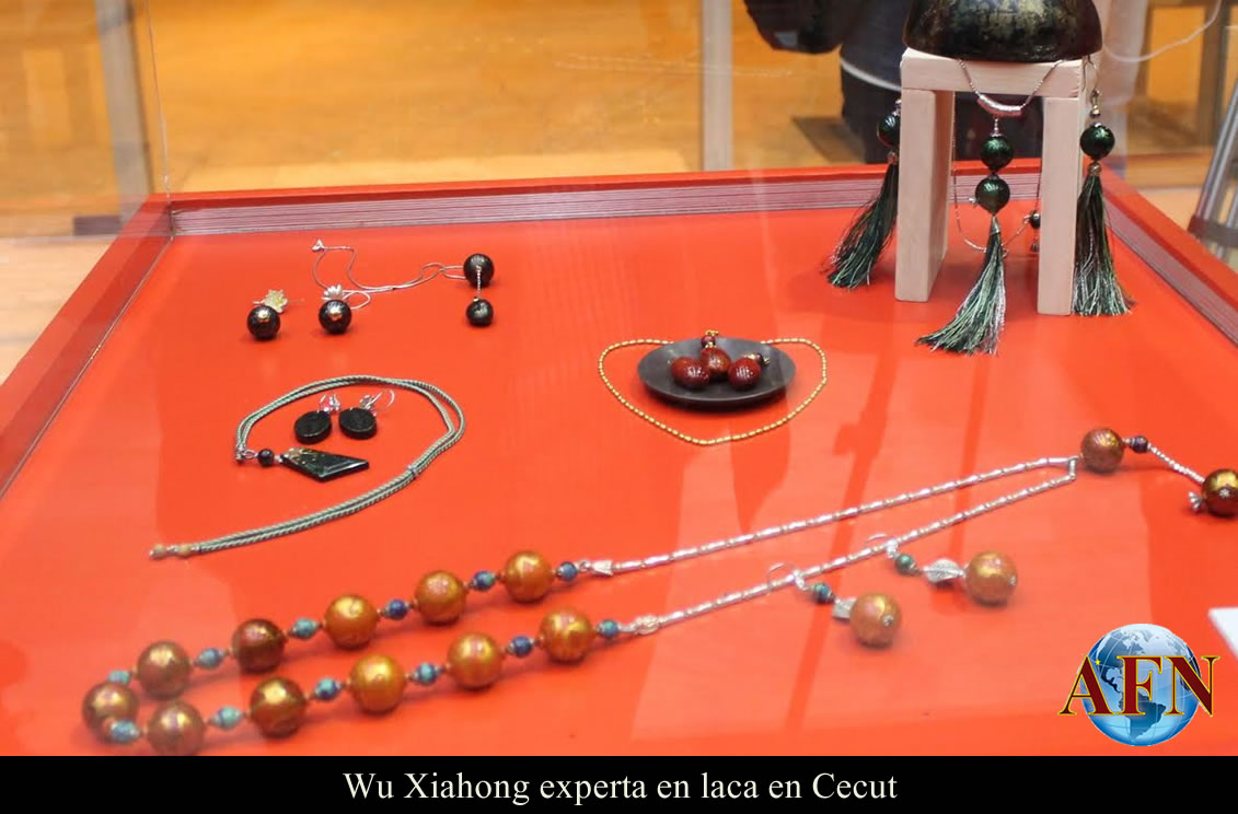 Wu Xiahong experta en laca en Cecut