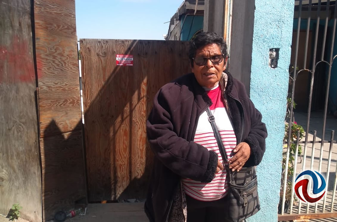 Advierten riesgo de derrumbe en otras cien casas