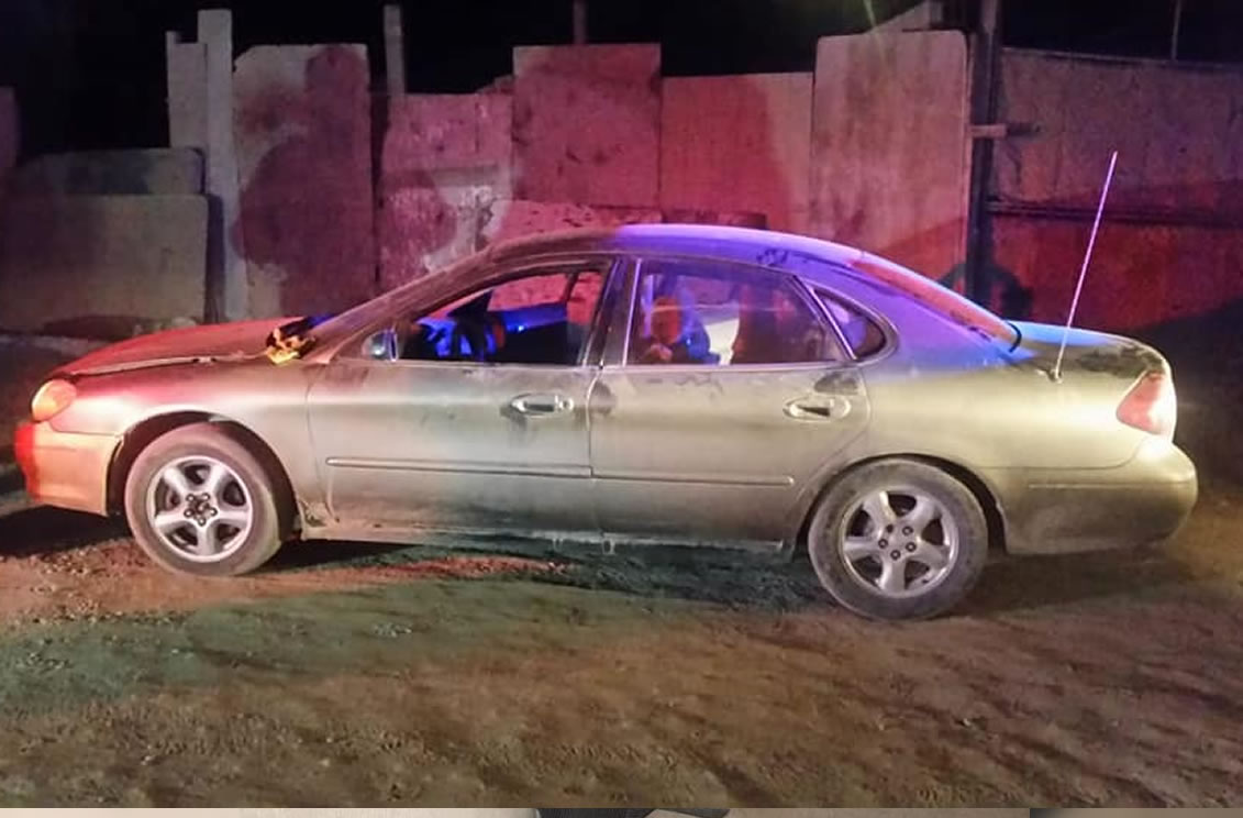 Jóvenes cargaban un fusil de asalto