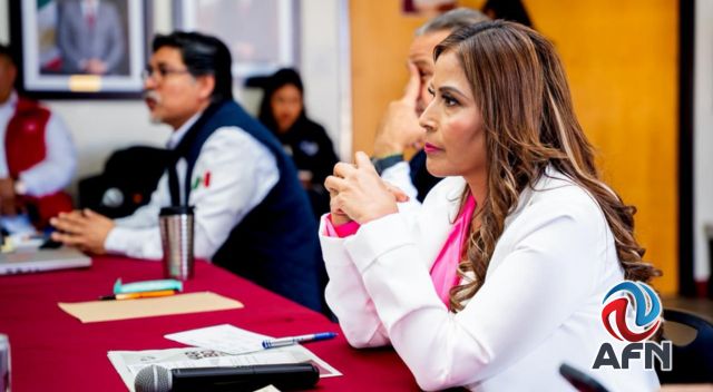 Agatón impulsa vivienda social con desarrolladores en Ensenada