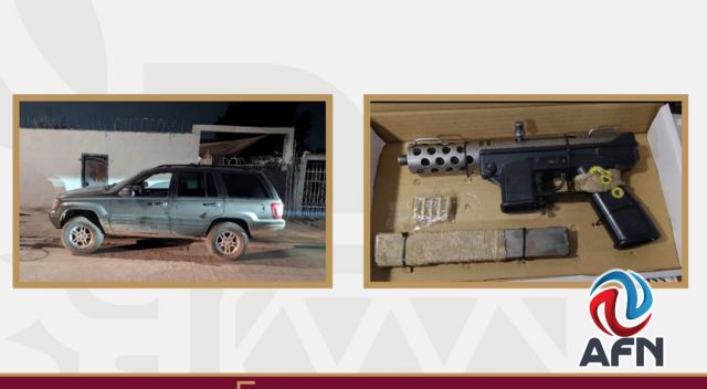 Llevaba una subametralladora mientras manejaba por La Rinconada