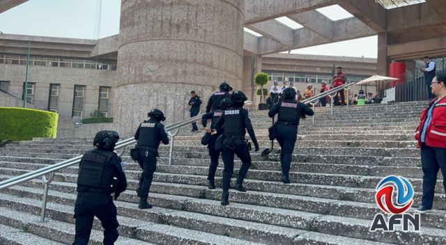 Por supuesta amenaza de bomba desalojan oficinas del Poder Judicial en San Lázaro 