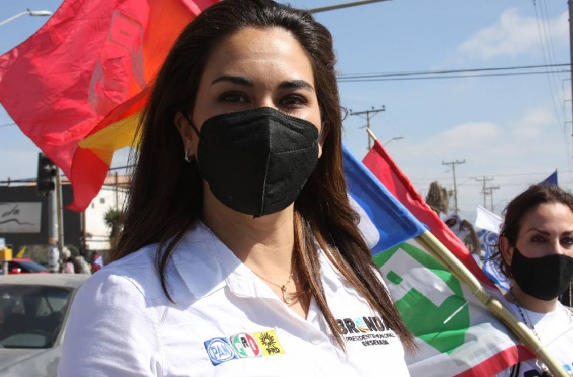 Recorre candidata colonias en Ensenada