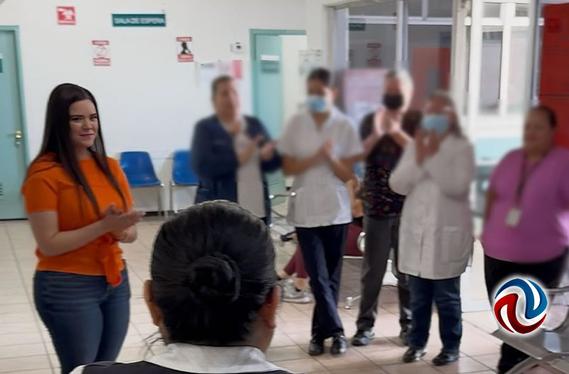 Deputy Delivers Medical Supplies to Health Center - News Directory 3