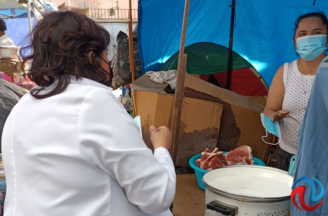 Llevan jornada de salud al campamento migrante de El Chaparral