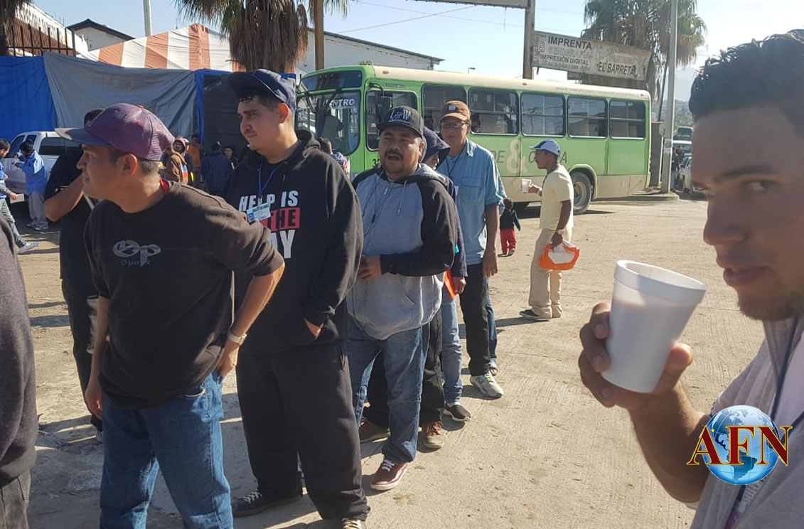 Inmigrantes buscan trabajo en Tijuana