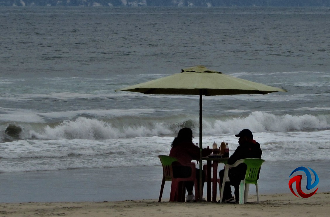 Dos playas en Rosarito resultaron no son aptas para la recreación