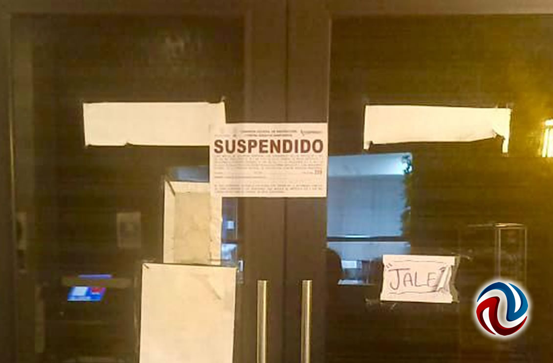 Cierra Coepris restaurante japonés por intoxicación masiva