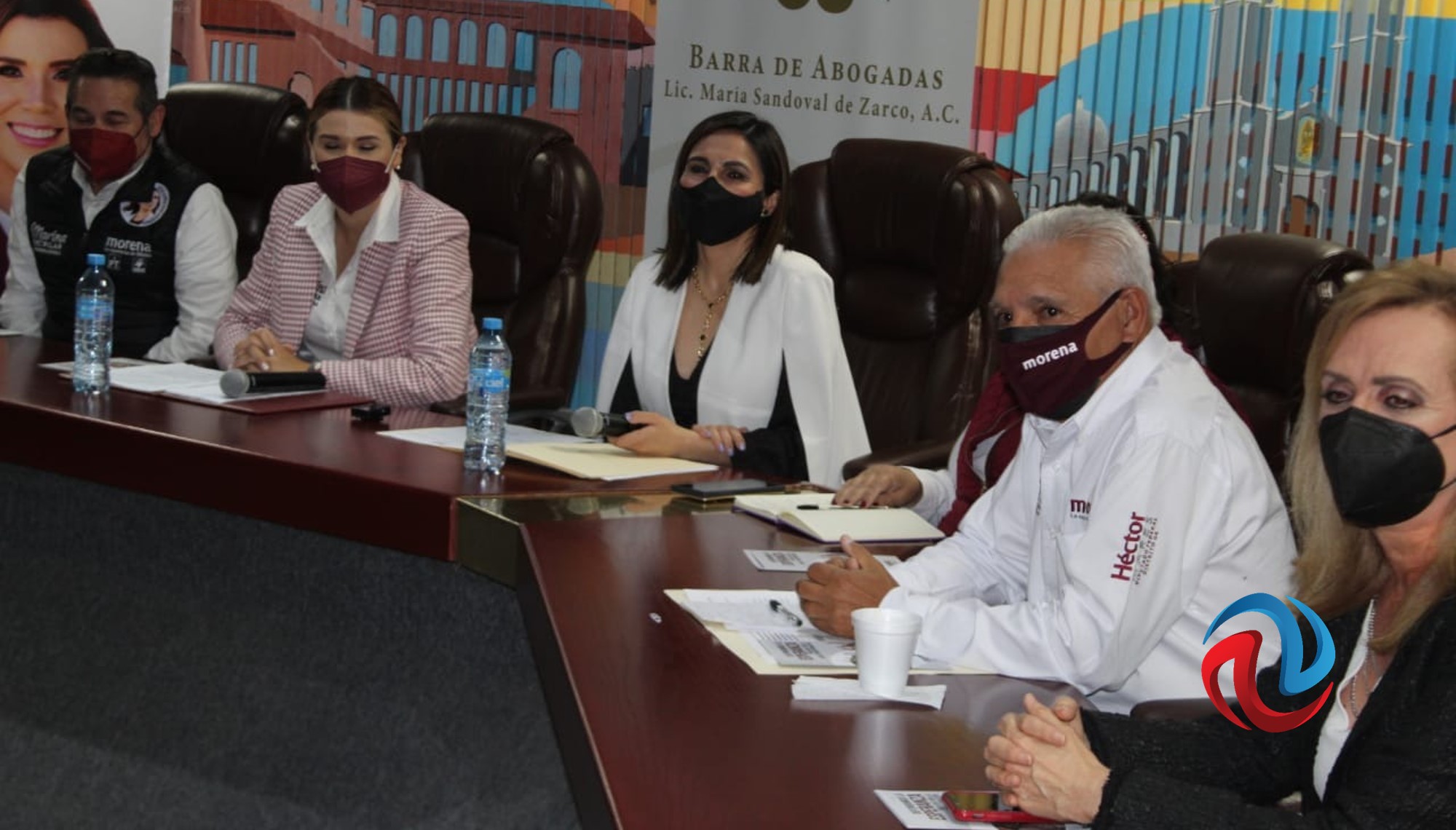 Héctor Mares y Marina del Pilar se reunieron con abogadas