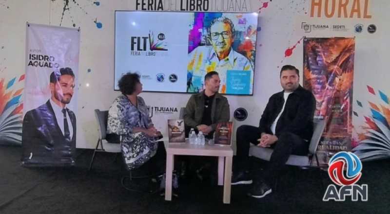 Libro Poder Autor tijuanense presentó dos obras en la Feria del Libro de Tijuana